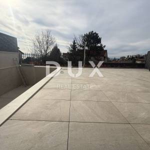 OPATIJA, POBRI - Villa u nizu, pogled, bazen!