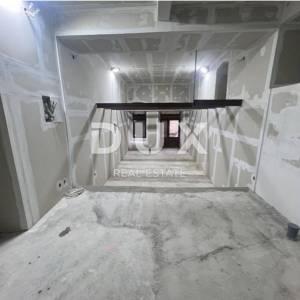 OPATIJA, VOLOSKO- 2 apartmana 85,6m2 (poslovni prostor + apartman/ poslovni prostor) 50m od mora