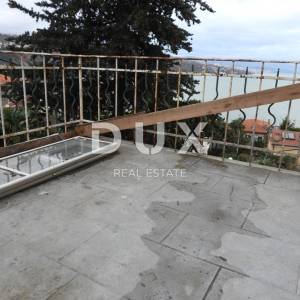 OPATIJA, VOLOSKO - stan 162 m2 s pogledom na more + pripadajuća okućnica 300m2