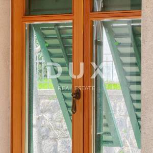 OPATIJA, VOLOSKO - stan 162 m2 s pogledom na more + pripadajuća okućnica 300m2