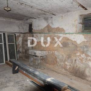 OPATIJA, VOLOSKO - stan 162 m2 s pogledom na more + pripadajuća okućnica 300m2