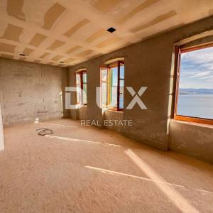 OPATIJA, VOLOSKO - stan 162 m2 s pogledom na more + pripadajuća okućnica 300m2