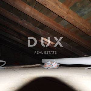 OPATIJA, VOLOSKO - stan 162 m2 s pogledom na more + pripadajuća okućnica 300m2