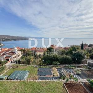 OPATIJA, VOLOSKO - stan 81 m2 s prekrasnim pogledom na more