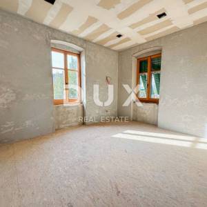 OPATIJA, VOLOSKO - stan 81 m2 s prekrasnim pogledom na more