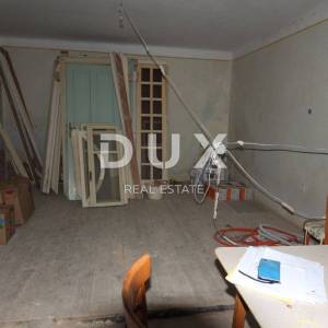 OPATIJA, VOLOSKO - stan 81m2 s pogledom na more + pripadajuća okućnica 150 m2