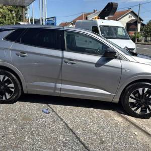 Opel Grandland 1.5 D 130 Elegance Business BVA8 MY23