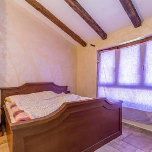 OTOK KRK – Autentična kamena vila s bazenom na mirnoj lokaciji