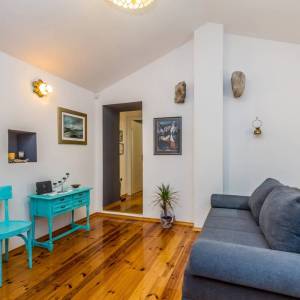 OTOK KRK - Autohtona kamena kuća s bazenom