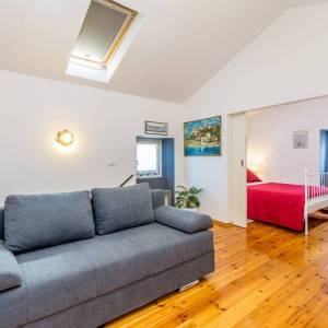 OTOK KRK - Autohtona kamena kuća s bazenom