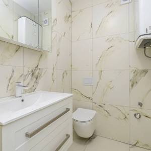 OTOK KRK, ČIŽIĆI - Trosobni apartman na prvom katu s pogledom na more 