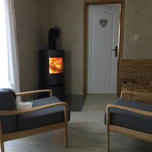 OTOK KRK, DOBRINJ - Autohtona kuća s jacuzzijem