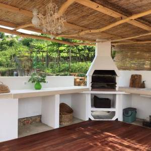 OTOK KRK, DOBRINJ - Autohtona kuća s jacuzzijem