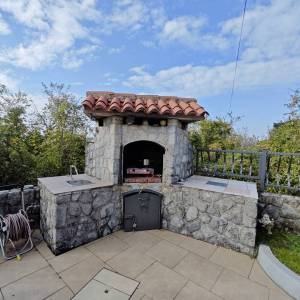 OTOK KRK, DOBRINJ - Samostojeća kuća s pogledom na more