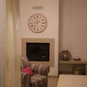 OTOK KRK, DOBRINJ - Tri kuće s jednim bazenom u unutrašnjosti otoka