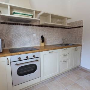 OTOK KRK, DOBRINJ - Tri kuće s jednim bazenom u unutrašnjosti otoka