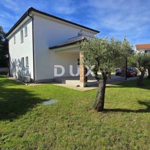 OTOK KRK, DOBRINJ - Villa s bazenom u mirnom mjestu