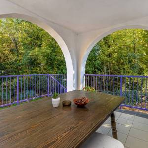 OTOK KRK - Dvojna kuća s dva apartmana