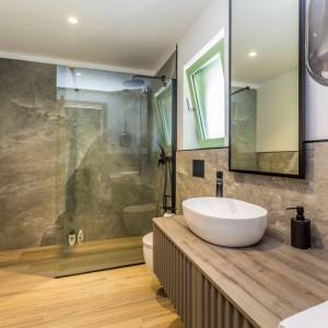 OTOK KRK – Ekskluzivna vila s bazenom, panoramskim pogledom i vrhunskim dizajnom