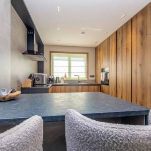 OTOK KRK – Ekskluzivna vila s bazenom, panoramskim pogledom i vrhunskim dizajnom