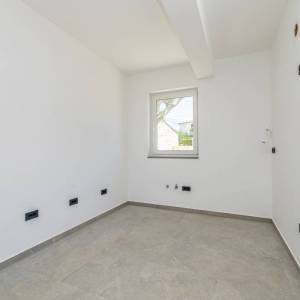 OTOK KRK, GARICA - Luksuzna vila s bazenom na mirnoj lokaciji.