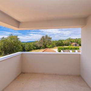 OTOK KRK, GARICA - Luksuzna vila s bazenom na mirnoj lokaciji.