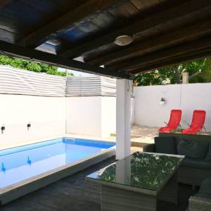 OTOK KRK, GOSTINJAC - Samostojeća kuća s bazenom