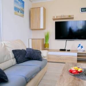 OTOK KRK, GOSTINJAC - Samostojeća kuća s bazenom