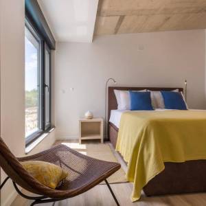 OTOK KRK, GRAD KRK (OKOLICA) - Luksuzna vila s preljevnim bazenom i pogledom na more