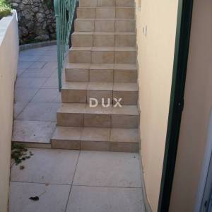 OTOK KRK, GRAD KRK (ŠIRA OKOLICA) - Prizemnica sa okućnicom