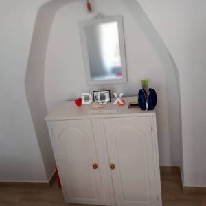 OTOK KRK, GRAD KRK (ŠIRA OKOLICA) - Prizemnica sa okućnicom