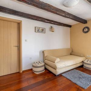 OTOK KRK - Kamena dvojna kuća s jacuzzijem