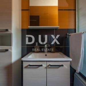 OTOK KRK, KLIMNO- apartman u villi 61m2, DB+2S, prizemlje, s prekrasnim pogledom na more i bazenom + okoliš 91m2 - S2