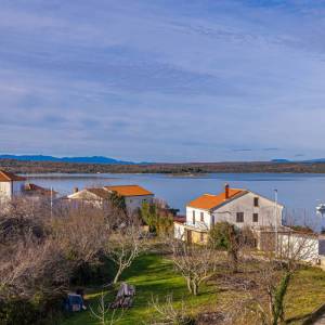 OTOK KRK, KLIMNO - Apartman 50 metara od mora