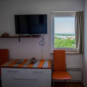 OTOK KRK, KLIMNO - Dvosobni apartman s pogledom na more
