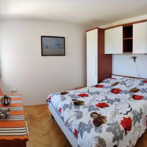 OTOK KRK, KLIMNO - Dvosobni apartman s pogledom na more