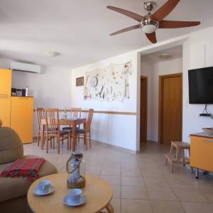 OTOK KRK, KLIMNO - Dvosobni apartman s pogledom na more