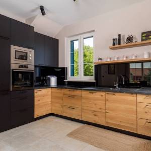 OTOK KRK, KRAS - Autentična kamena vila s bazenom i boćalištem u srcu otoka Krka