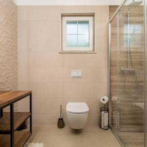 OTOK KRK, KRAS - Autentična kamena vila s bazenom i boćalištem u srcu otoka Krka