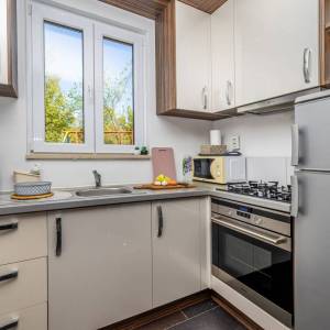 OTOK KRK - Kuća s bazenom na mirnoj lokaciji s pogledom na more