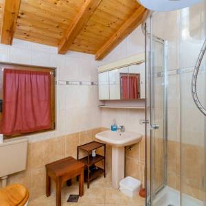 OTOK KRK - Kuća s bazenom