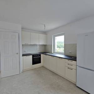 OTOK KRK - Kuća s dva dvoetažna stana i bazenom