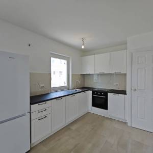 OTOK KRK - Kuća s dva dvoetažna stana na mirnoj lokaciji