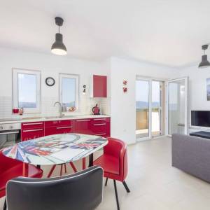 OTOK KRK, LINARDIĆI - Kuća s bazenom i pogledom na more