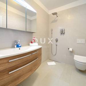 OTOK KRK, LINARDIĆI - Moderna kuća sa bazenom