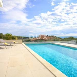 OTOK KRK, LINARDIĆI - Moderna kuća sa bazenom