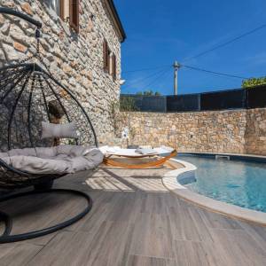 Otok Krk - Luksuzna kamena vila s bazenom