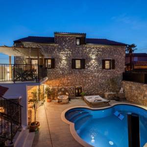 Otok Krk - Luksuzna kamena vila s bazenom