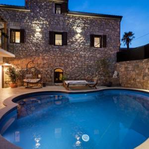 Otok Krk - Luksuzna kamena vila s bazenom