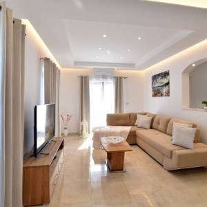 OTOK KRK - Luksuzna vila s unutarnjim bazenom